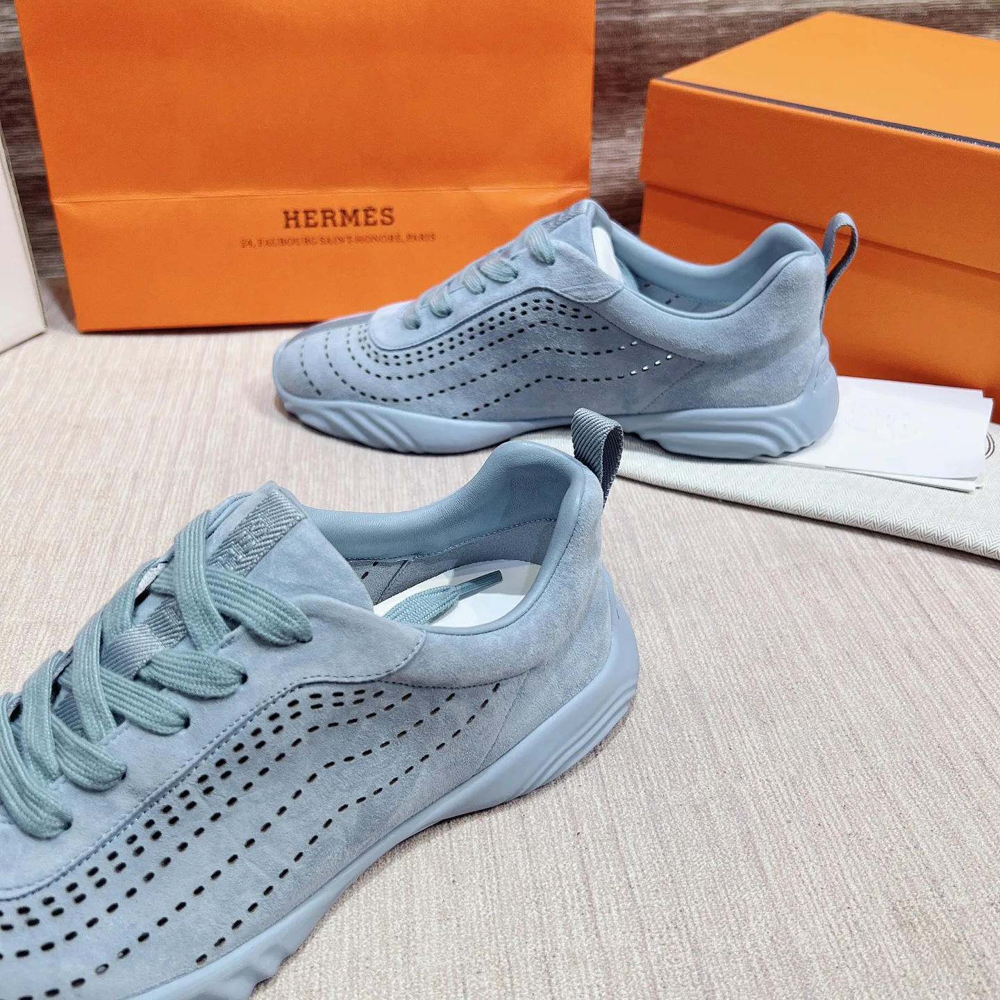 Men's Sneakers HERMES 17749565