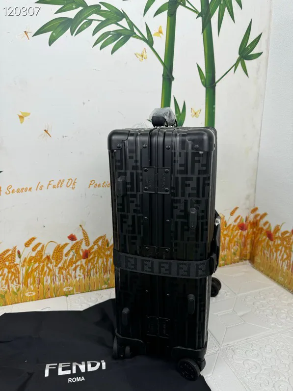 Suitcases RIMOWA 17532581