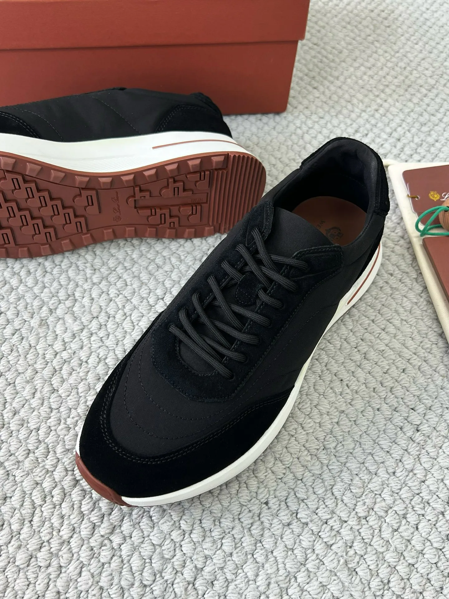 Men's Sneakers LORO PIANA 18382817