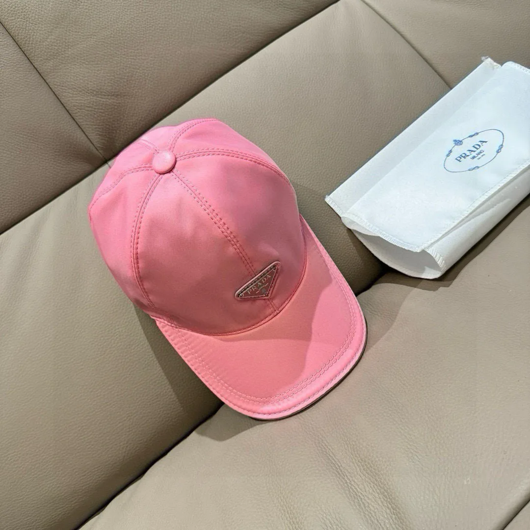 Hats PRADA 17224555
