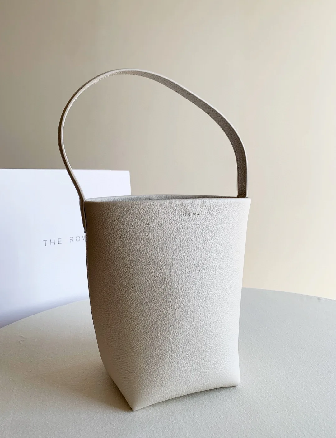 Women's Classic Handbags THE ROW 18070663