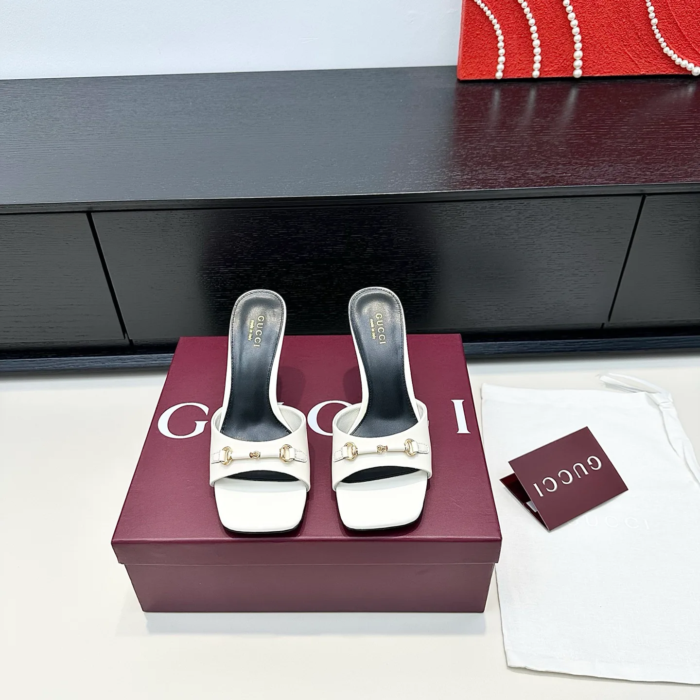 Women's Open-Toe Sandals GUCCI 17614698