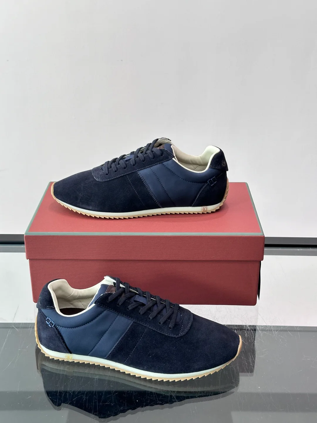 Women's Sneakers LORO PIANA 17447594
