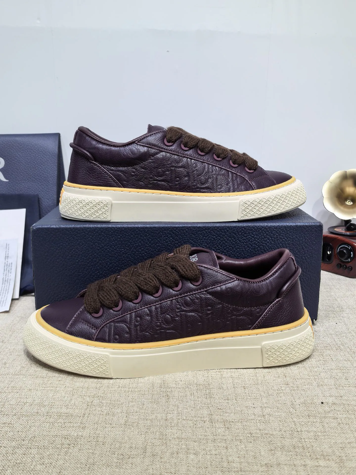 Women's Sneakers CHRISTIAN DIOR 17805343