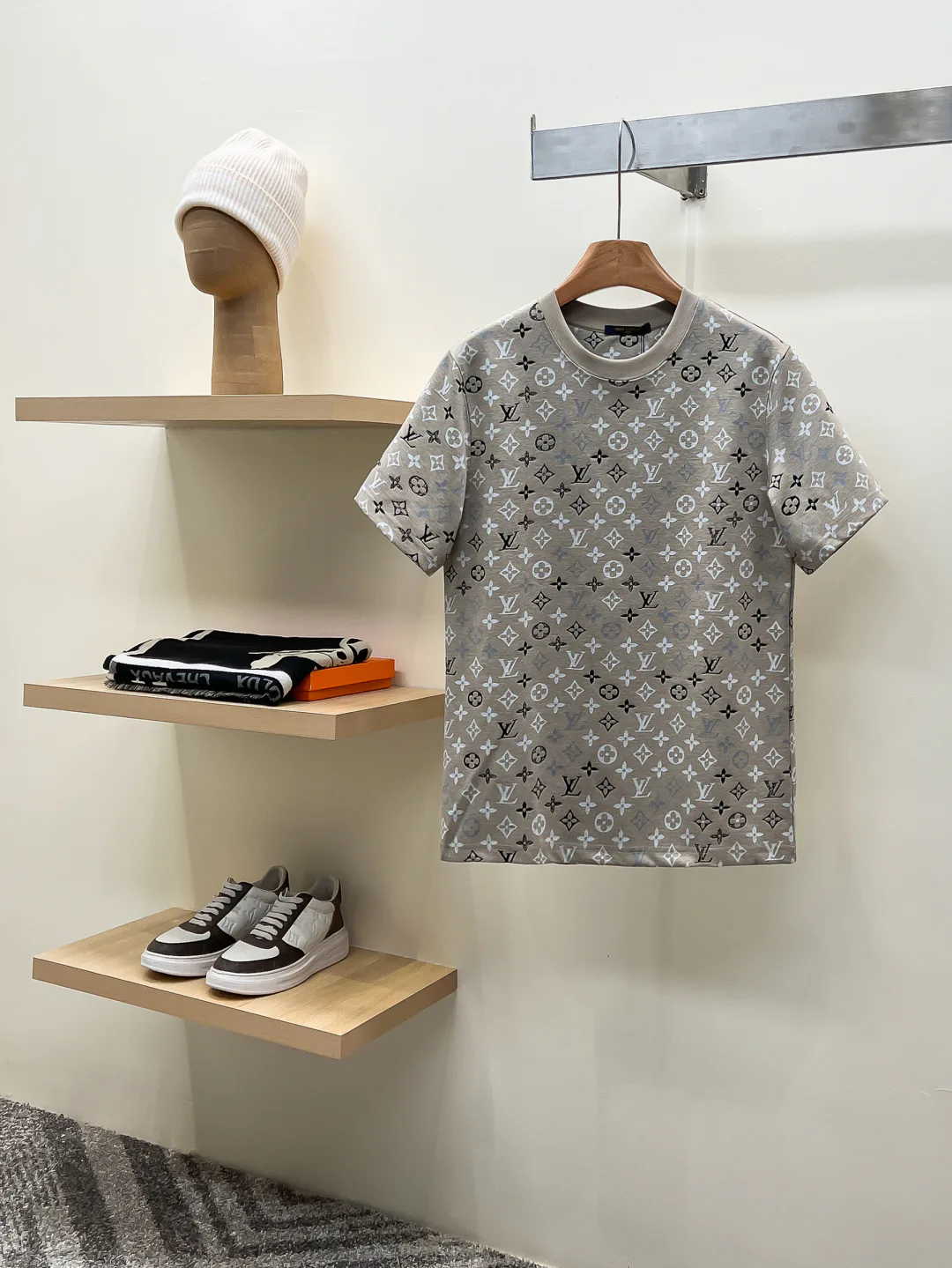Men's T-Shirts LOUIS VUITTON 18499488