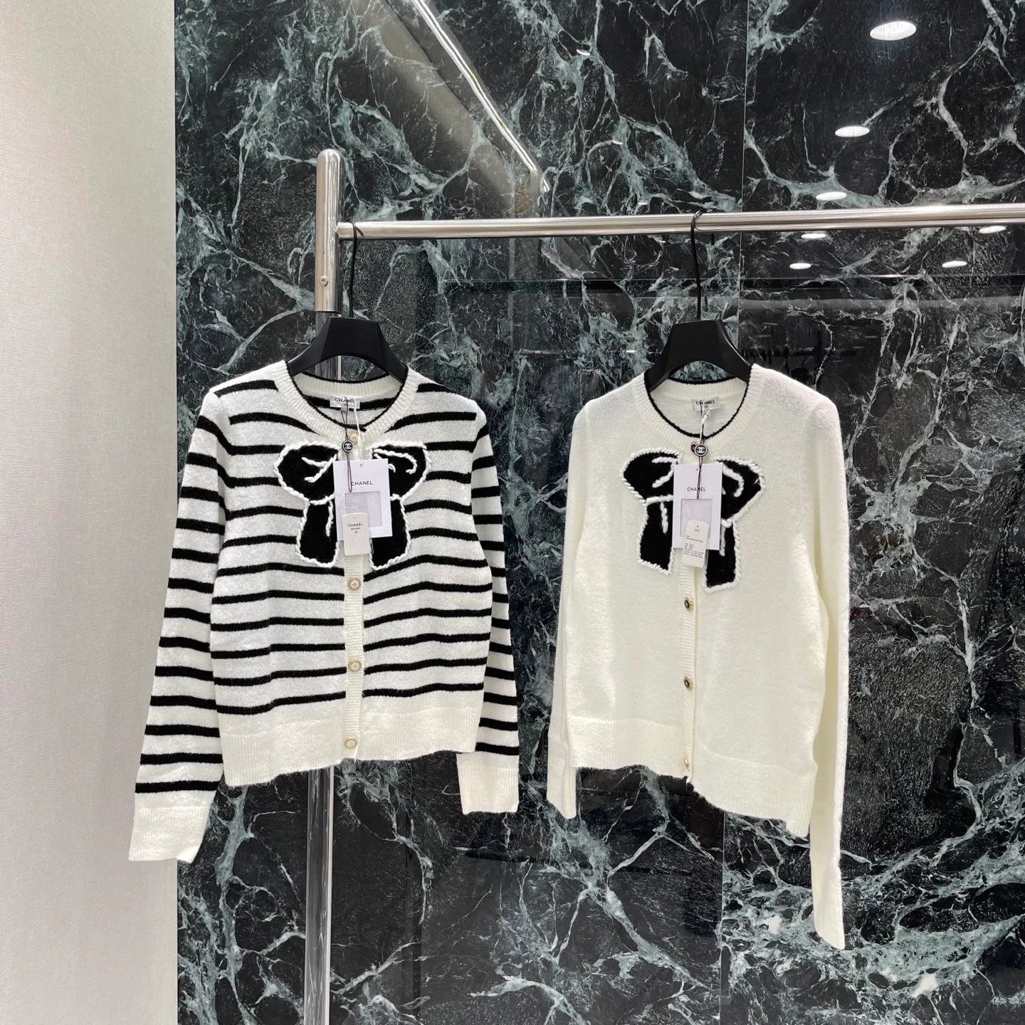 Women's Jumpers And Sweaters CHANEL 18308240