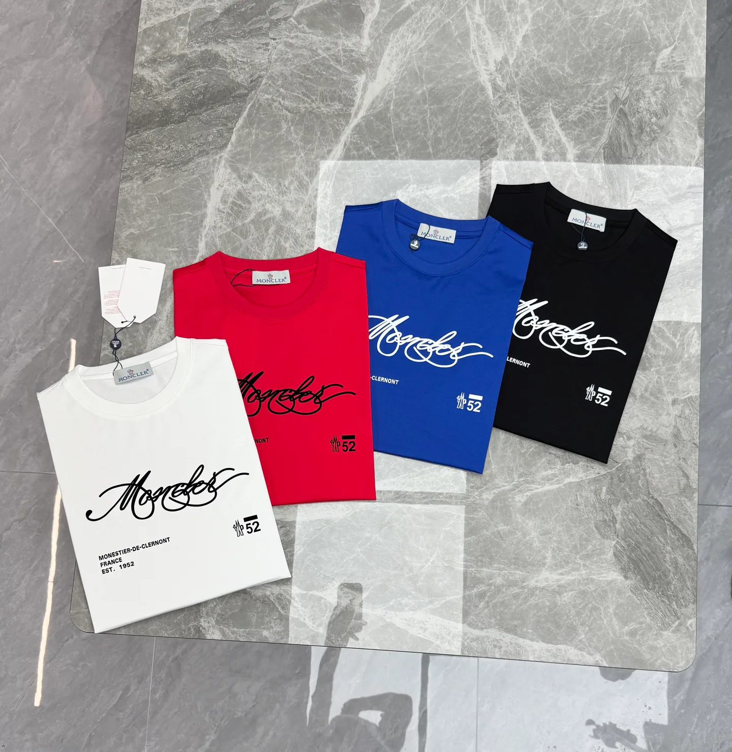 Men's T-Shirts MONCLER 17333170