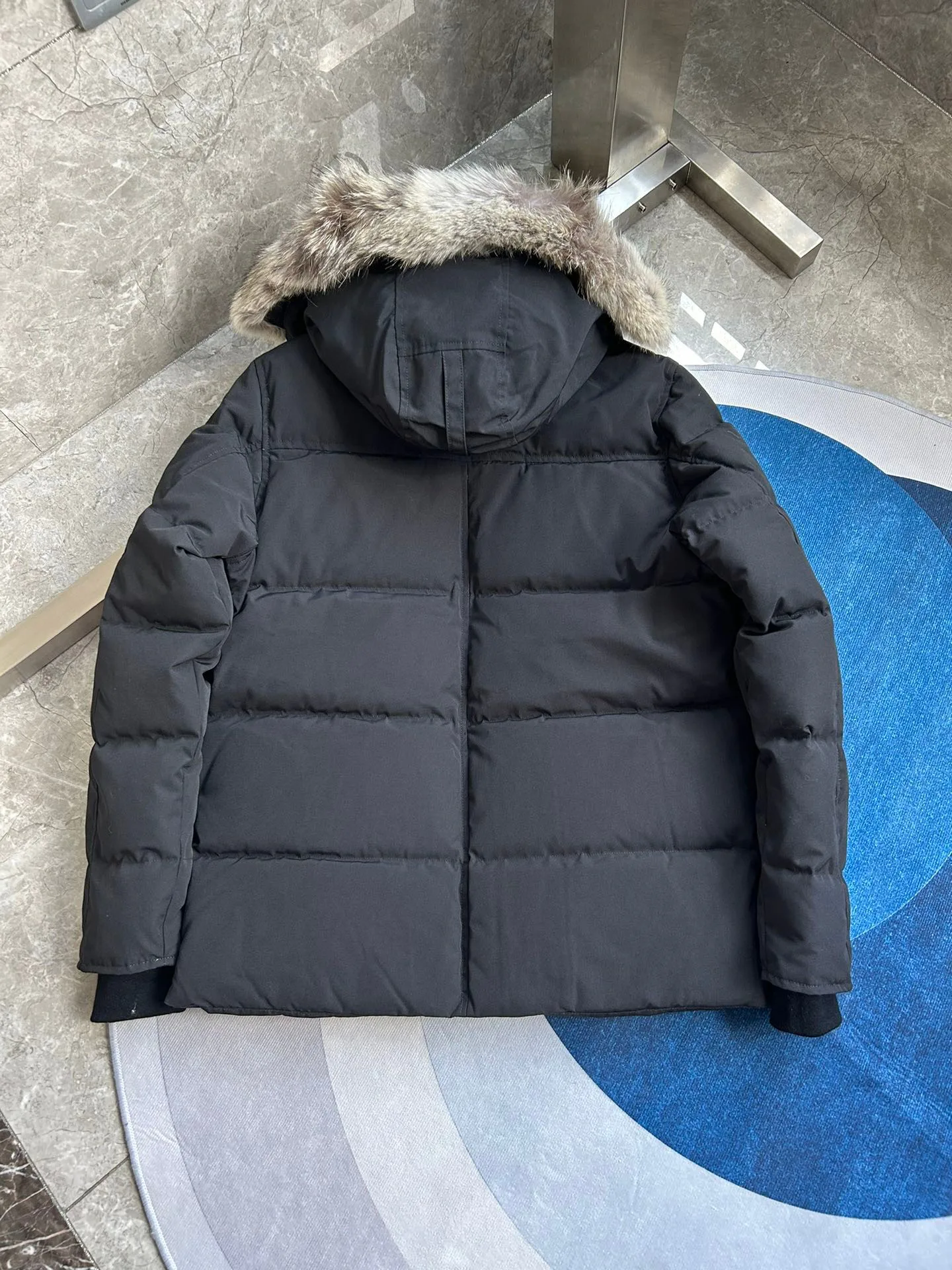 Men's Jackets And Down Jackets CANADA GOOSE 18111618