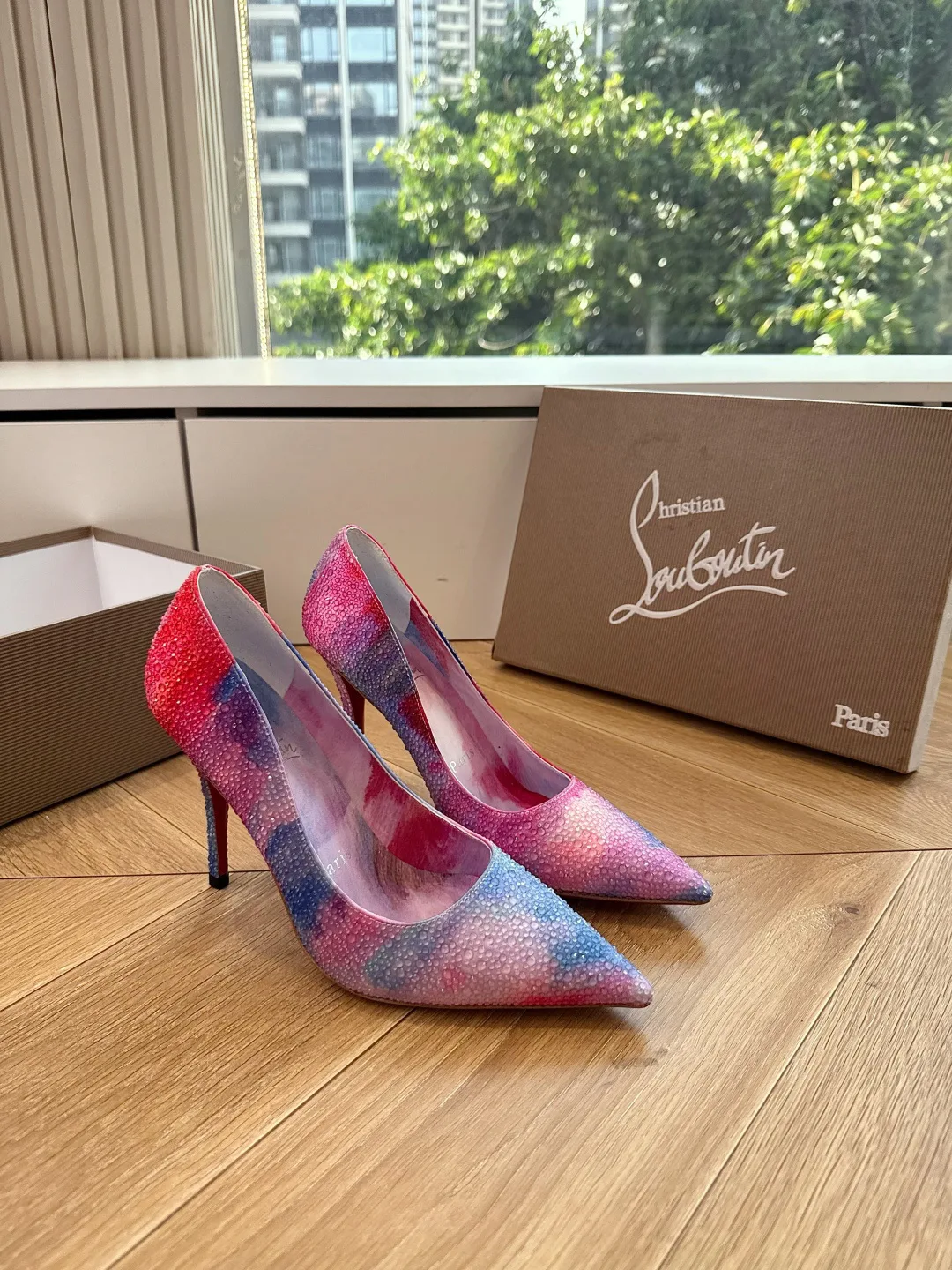 Women's Heels CHRISTIAN LOUBOUTIN 17480782