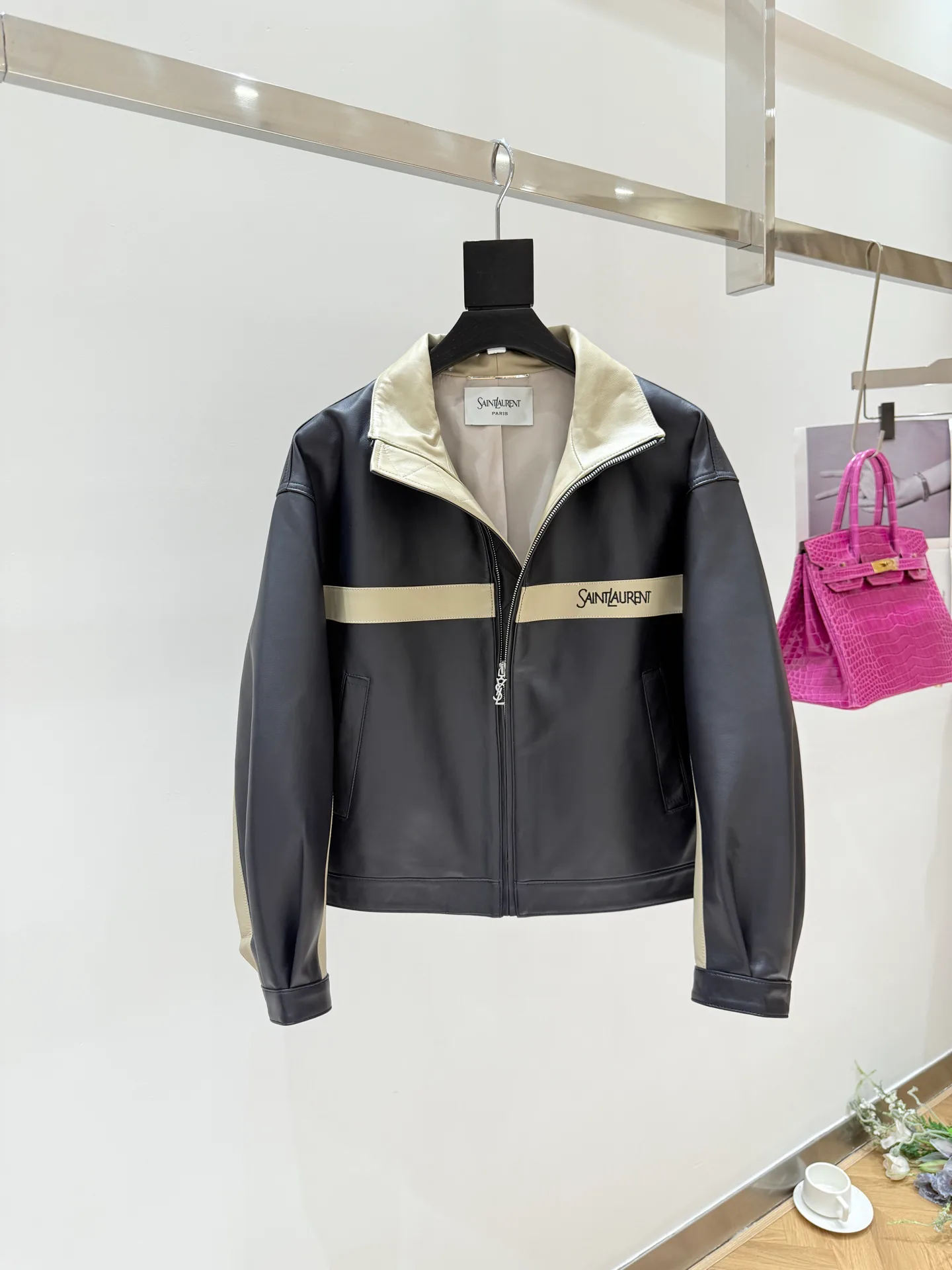 Women's Leather Jackets And Sheepskin Coats SAINT LAURENT 18083033