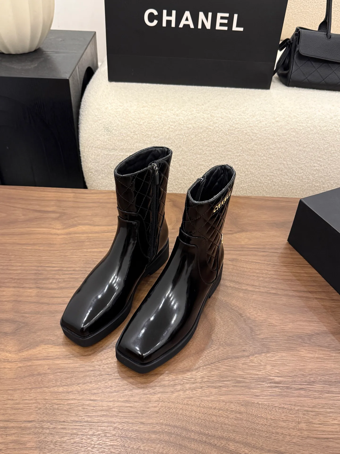 Women's Booties CHANEL 18223527