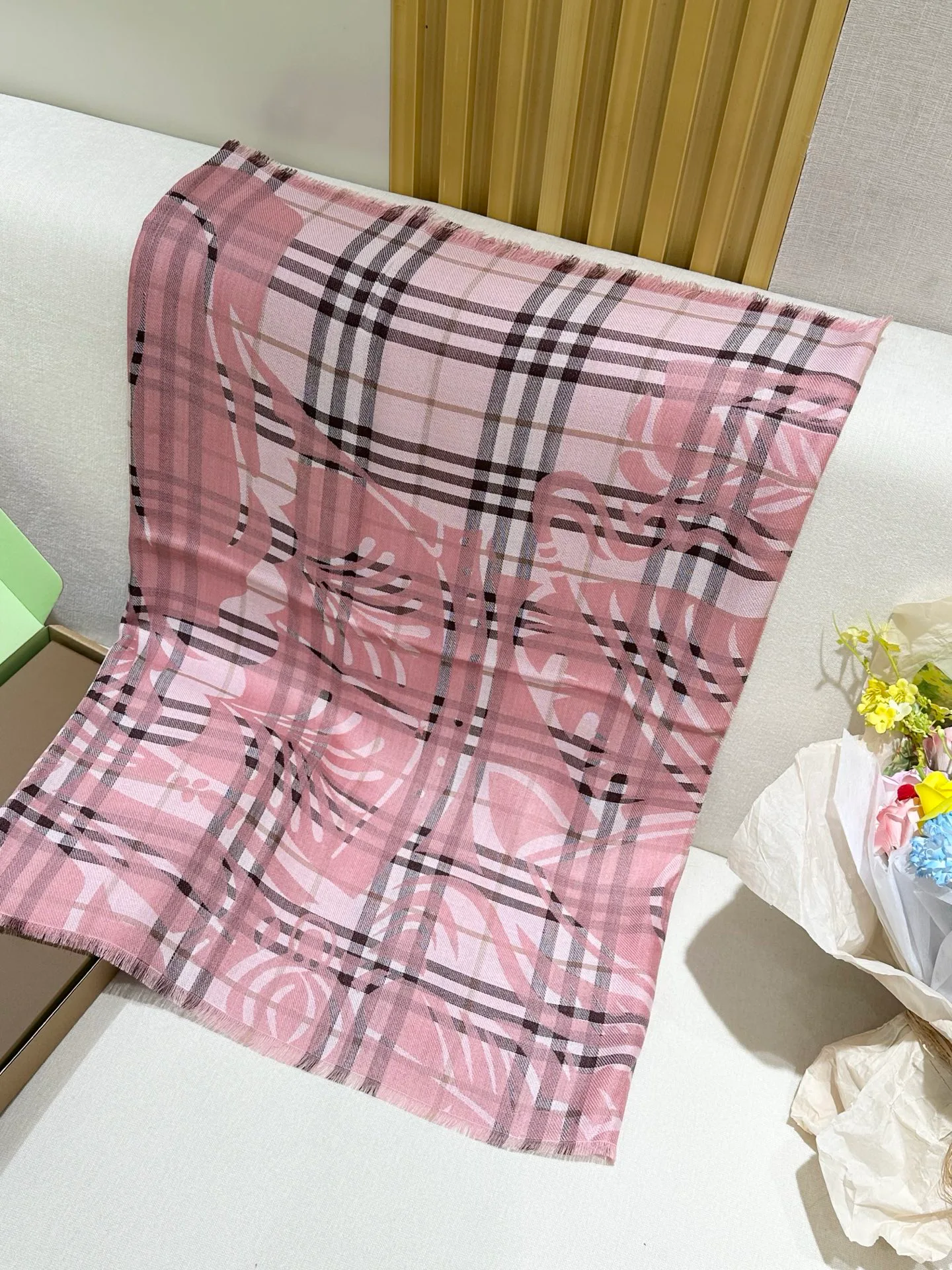 Scarves BURBERRY 17991553