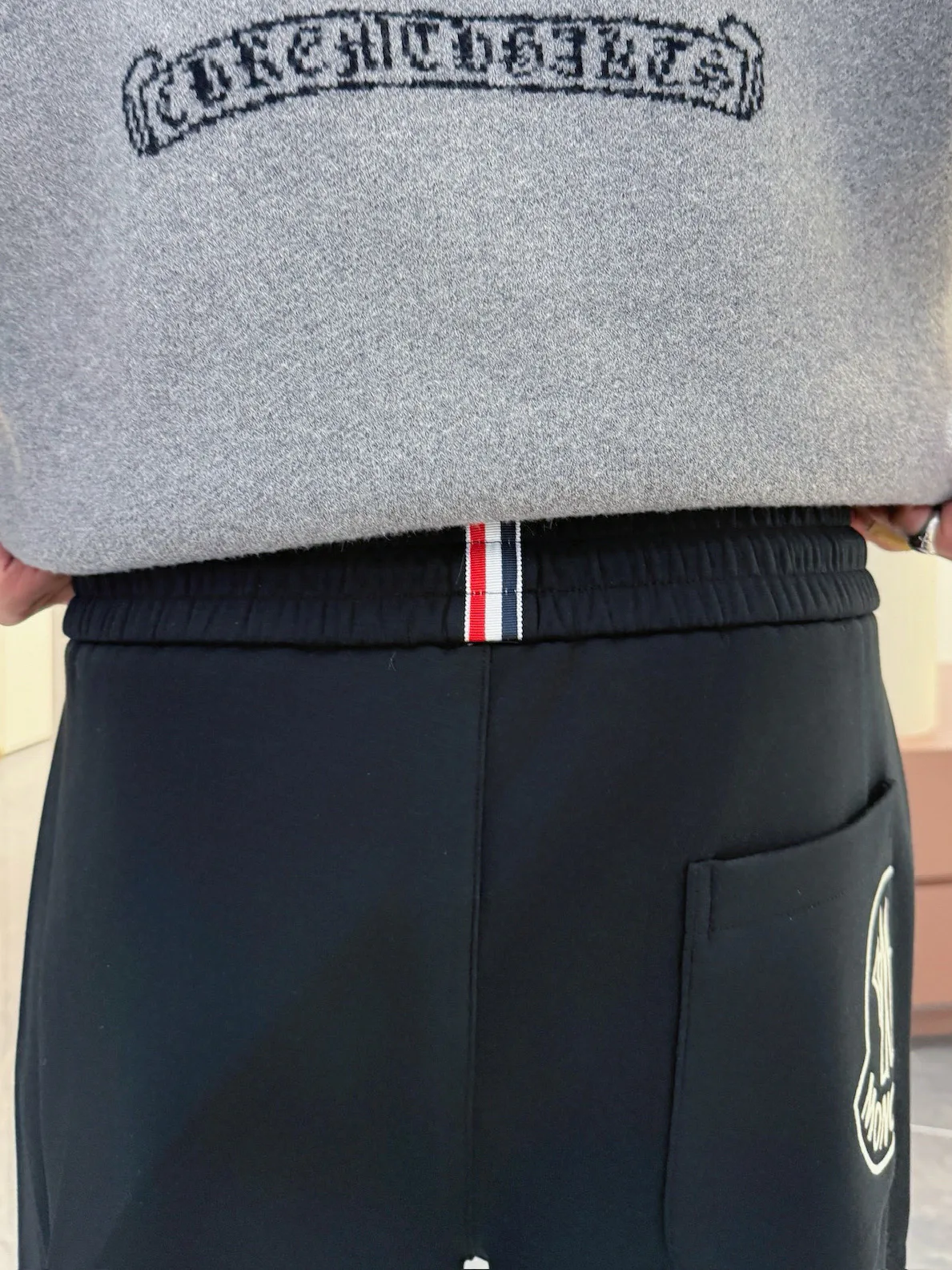 Men's Trousers MONCLER 18345787