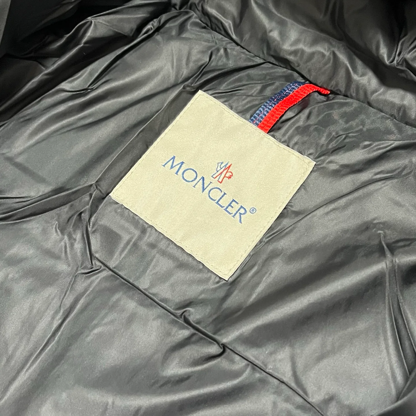 Women's Jackets And Down Jackets MONCLER 17913969