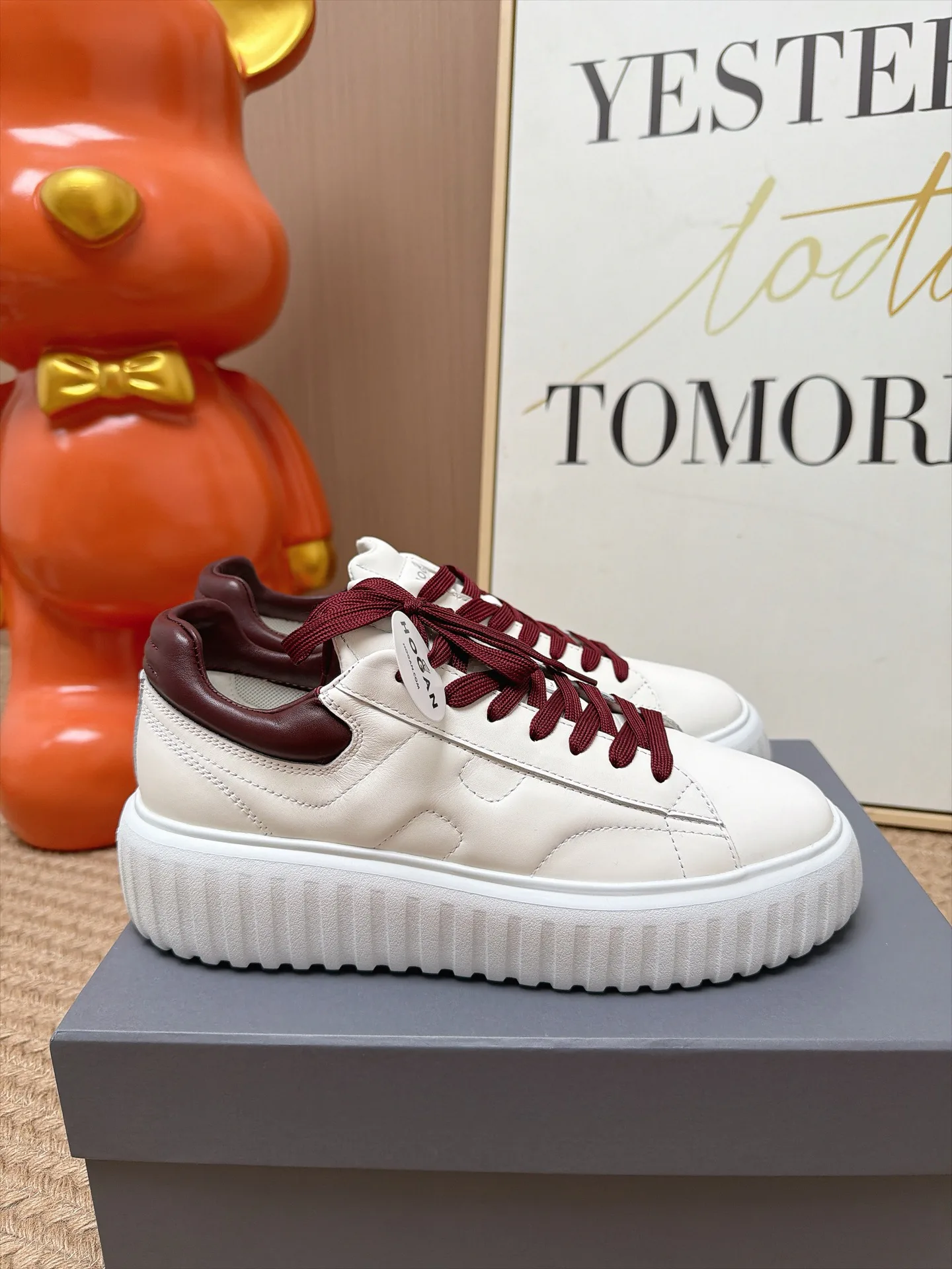 Women's Sneakers HOGAN 18239683
