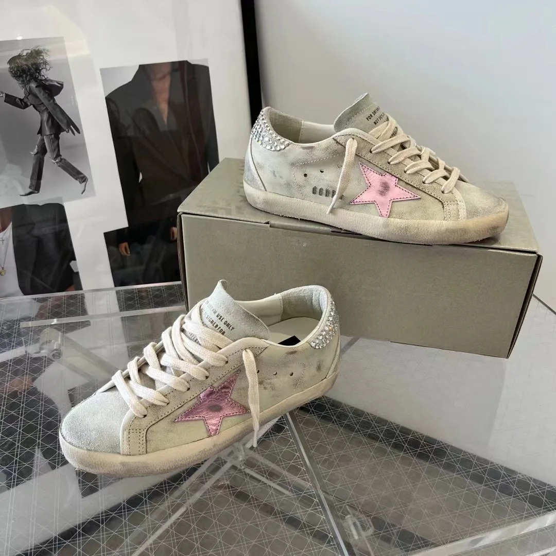 Women's Sneakers GOLDEN GOOSE 18265594