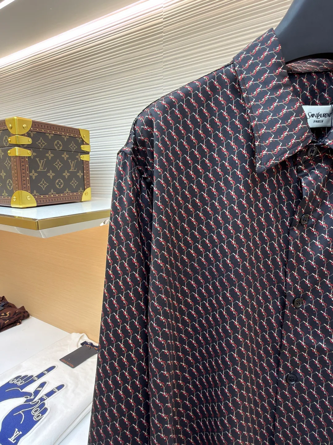 Men's Shirts SAINT LAURENT 18513804