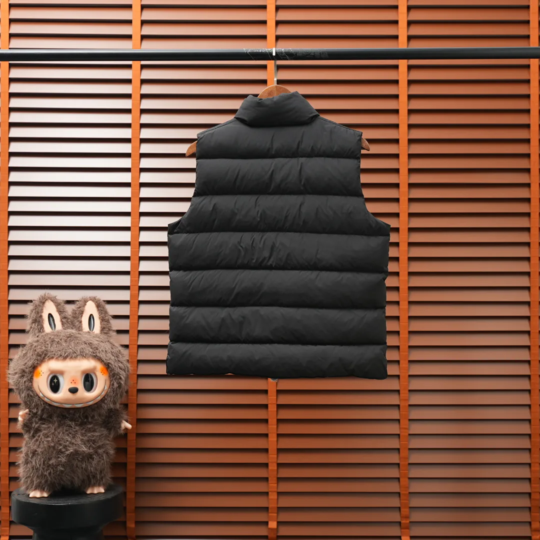 Women's Vests MONCLER 18455953