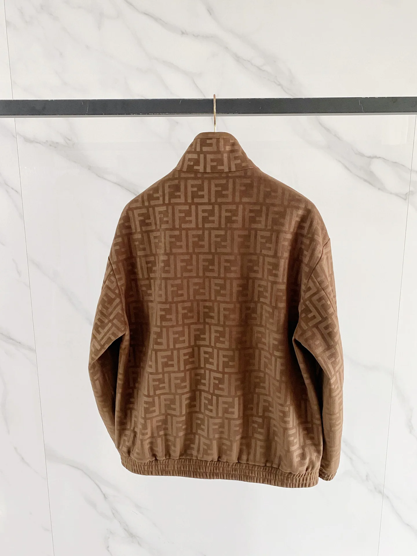 Куртки И Пуховики Мужские Fendi 18609311