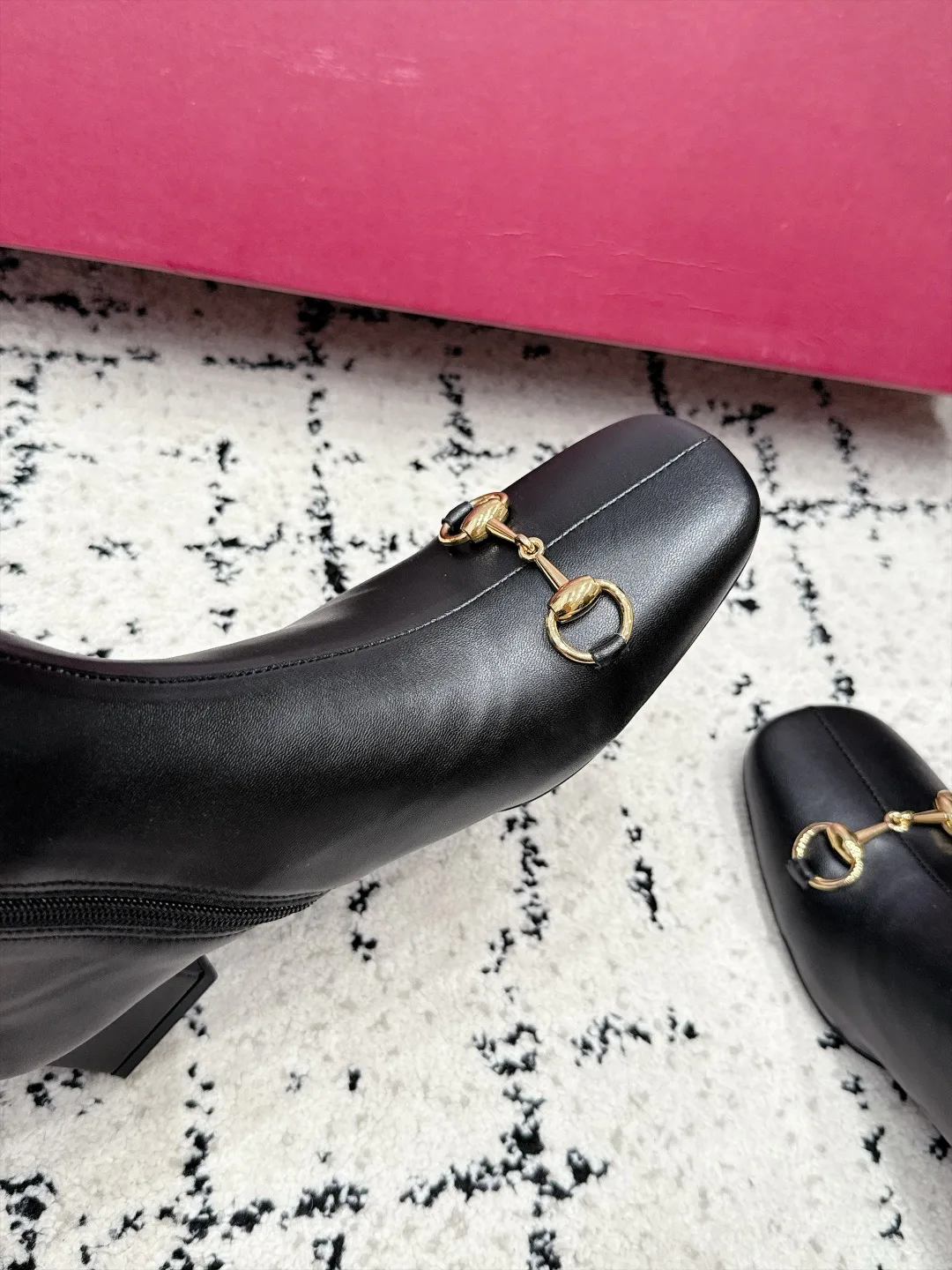Women's Boots GUCCI 18505412