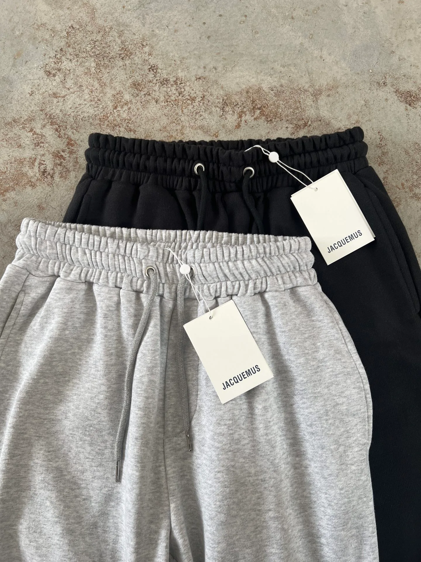 Women's Trousers JACQUEMUS 18212702