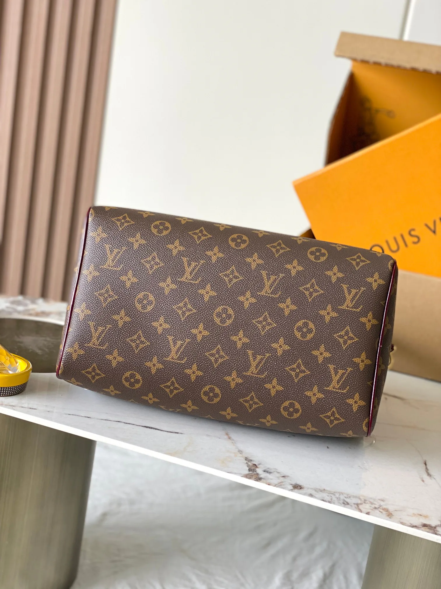 Women's Classic Handbags LOUIS VUITTON 18521096