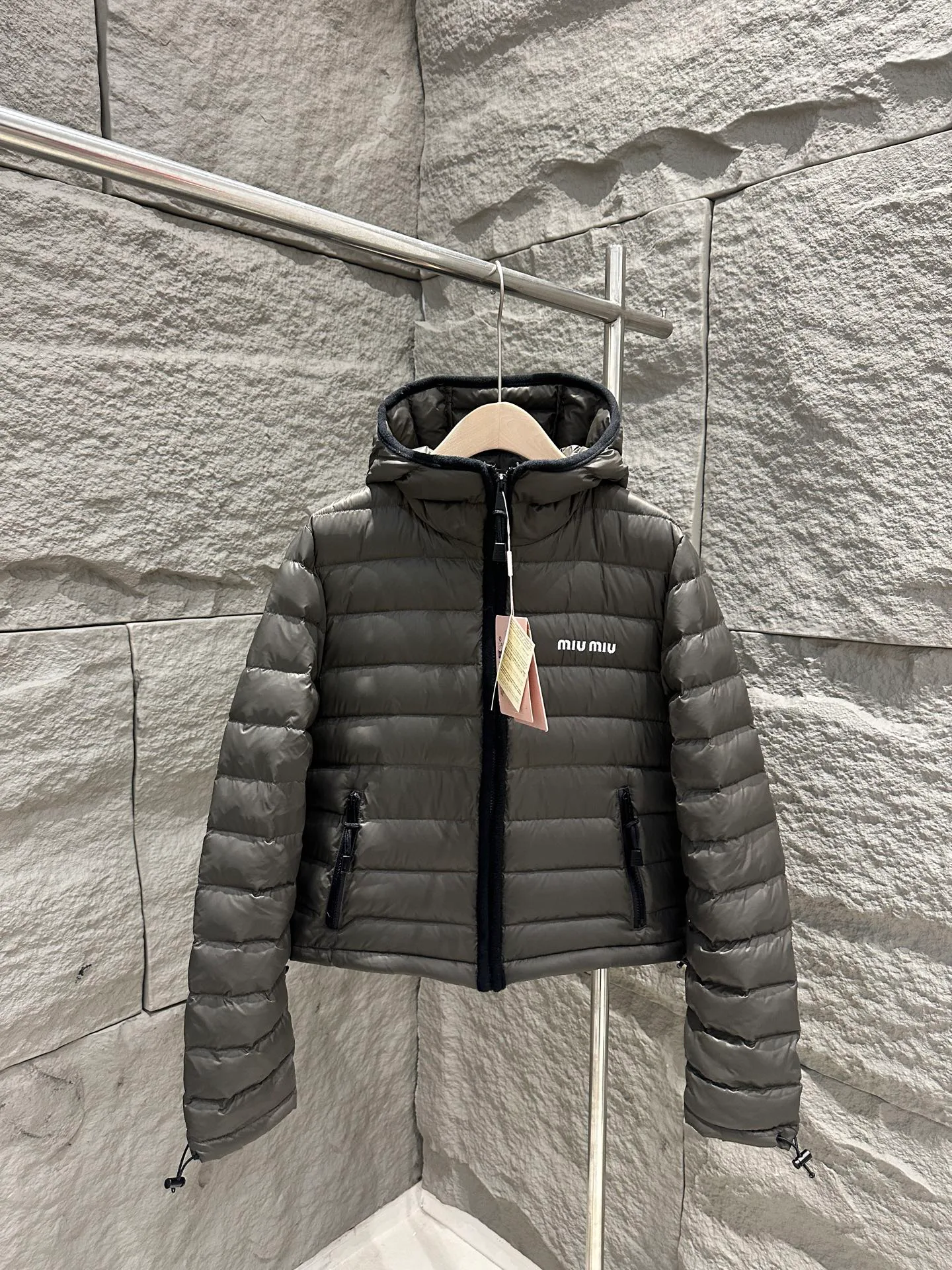 Women's Jackets And Down Jackets MIU MIU 18017033