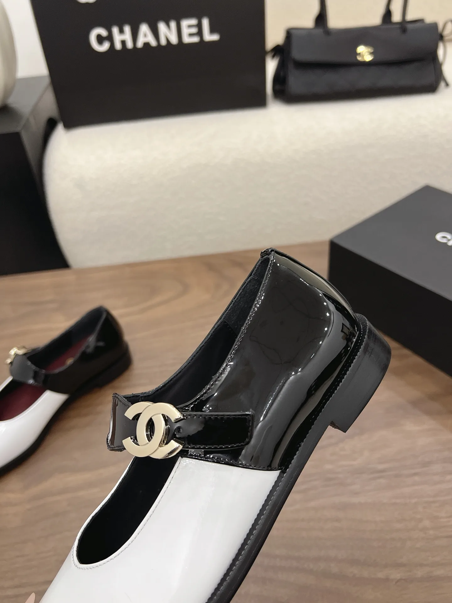 Women's Heels CHANEL 17342627
