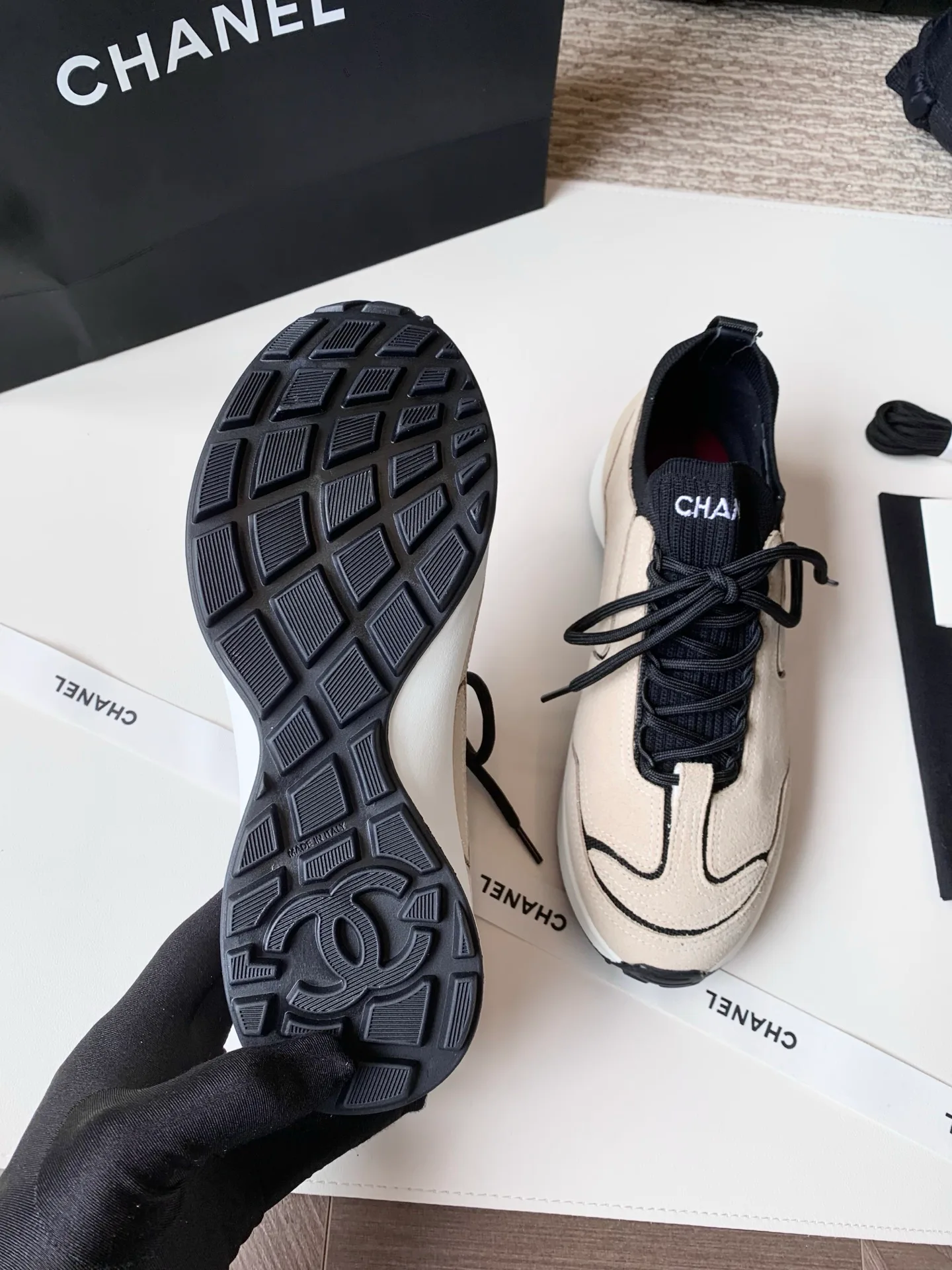 Women's Sneakers CHANEL 17990425