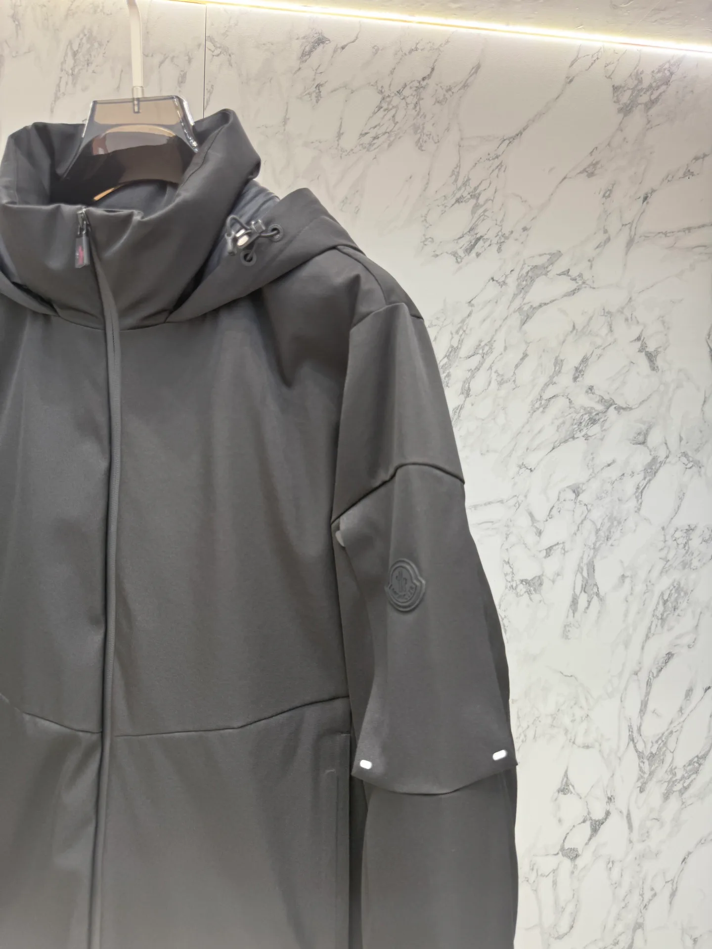 Men's Jackets And Down Jackets MONCLER 18046155