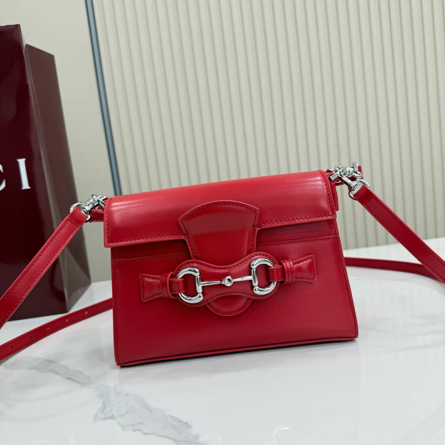 Women's Classic Handbags GUCCI 17947732