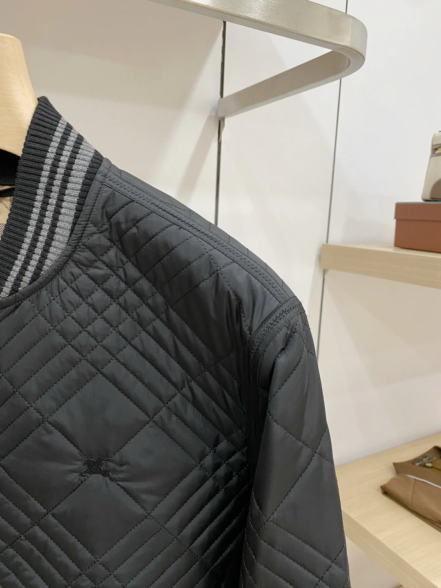 Men's Jackets And Down Jackets BURBERRY 18469497