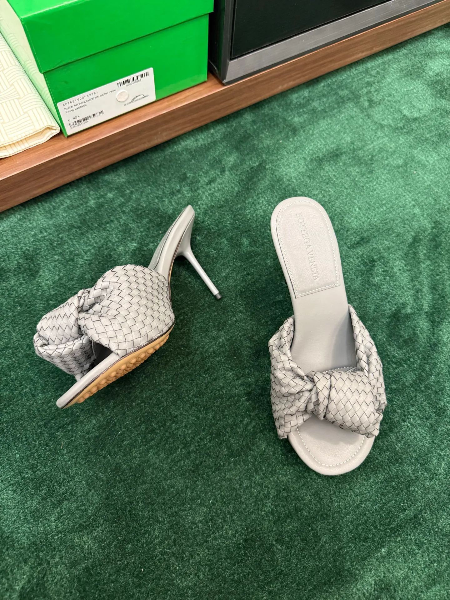 Women's Mules And Clogs BOTTEGA VENETA 17386160