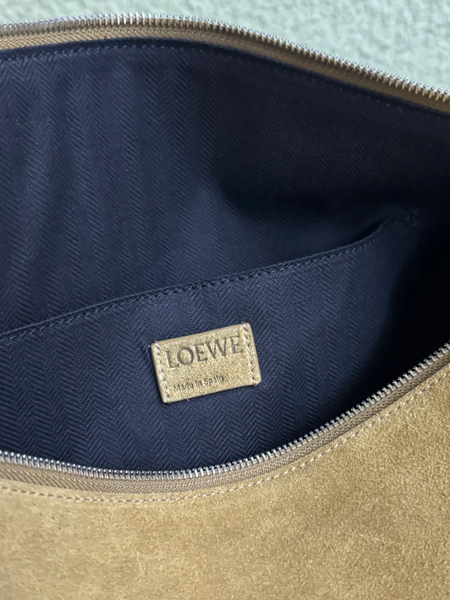 Women's Classic Handbags LOEWE 18231883
