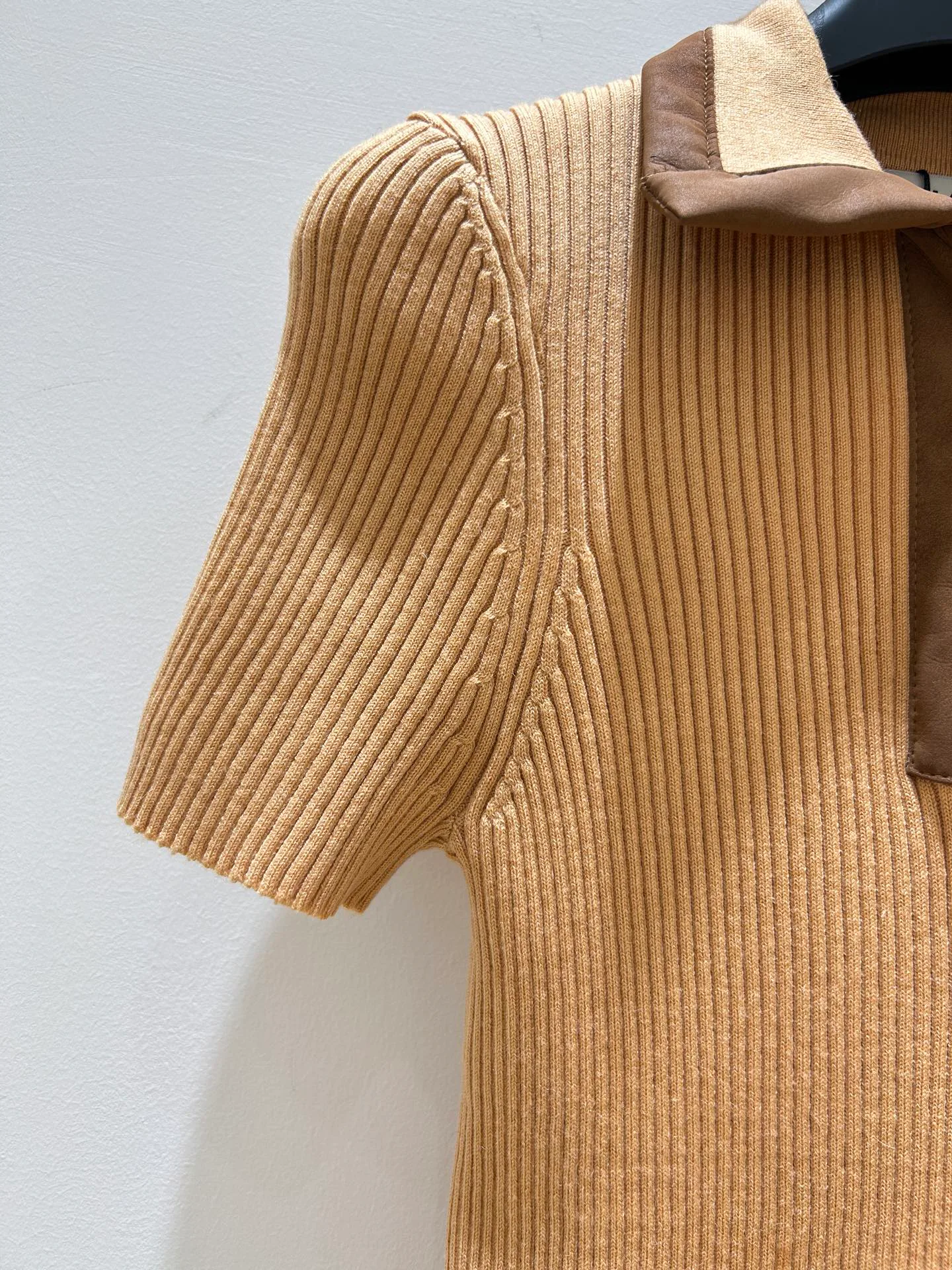 Women's Jumpers And Sweaters MIU MIU 18097022