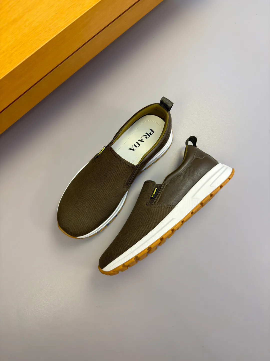 Men's Sneakers PRADA 17368513