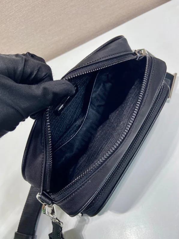 Women's Shoulder Bags PRADA 18362282