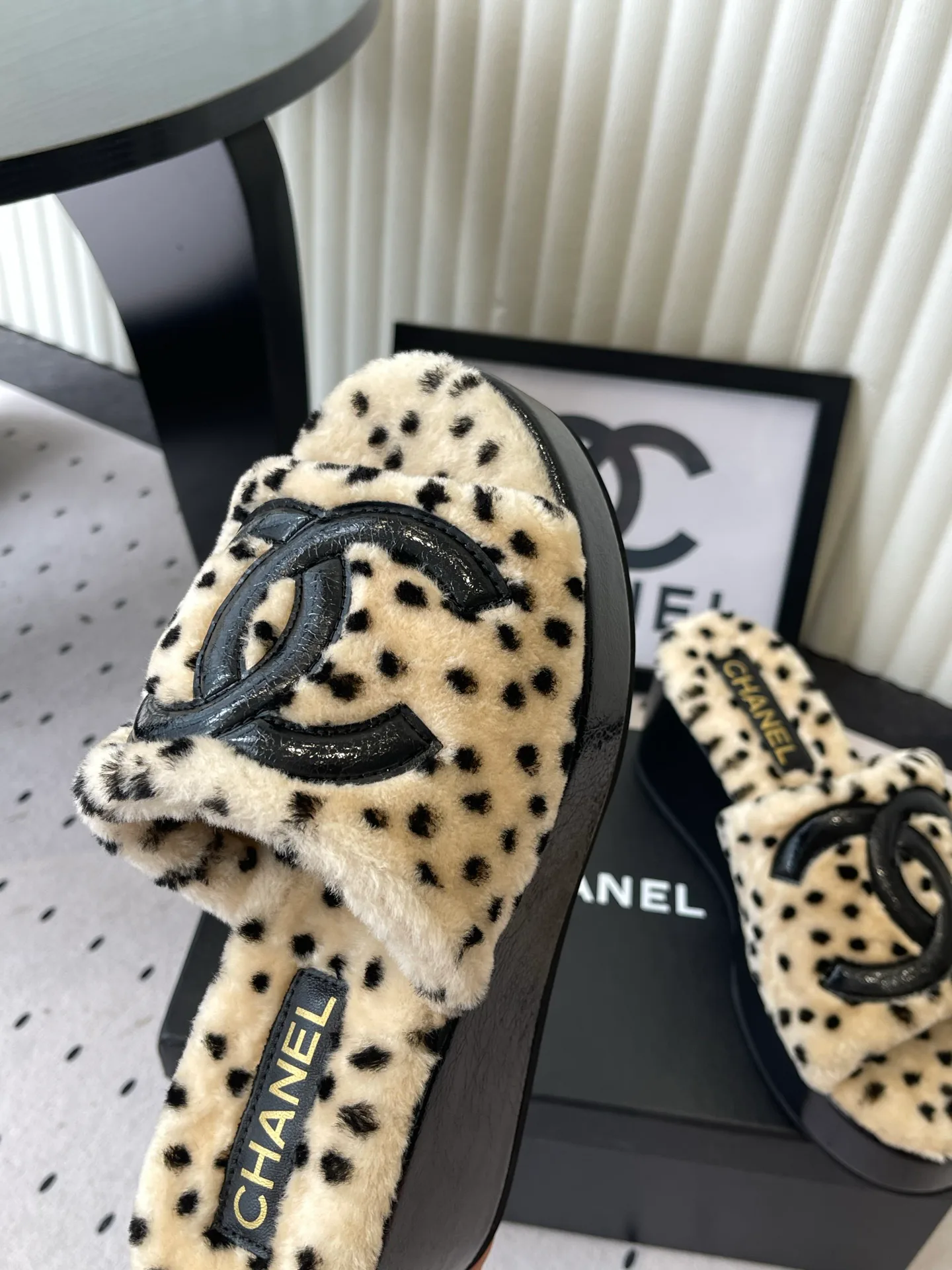 Women's Mules And Clogs CHANEL 18069903
