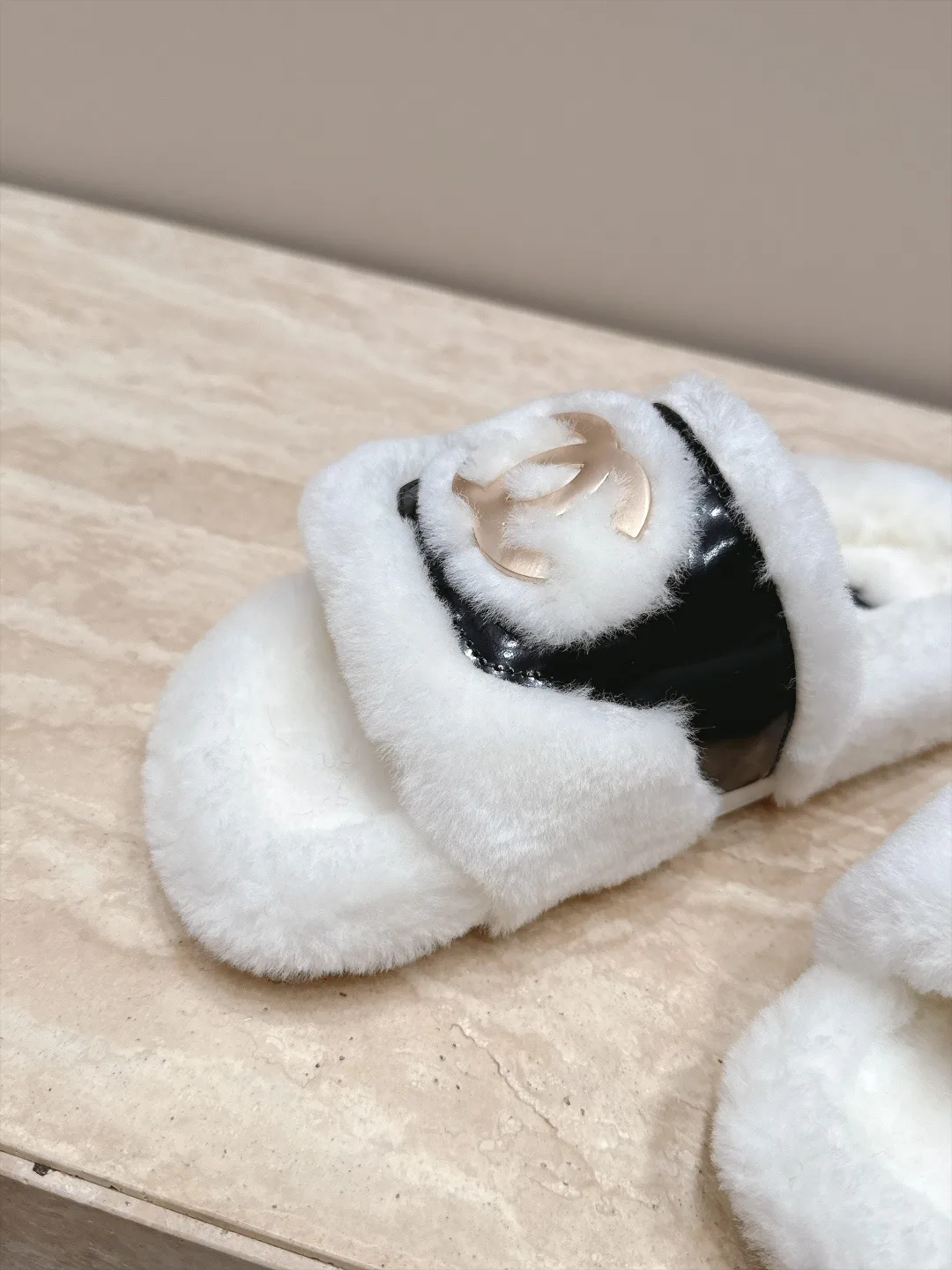 Women's Slippers CHANEL 18266285