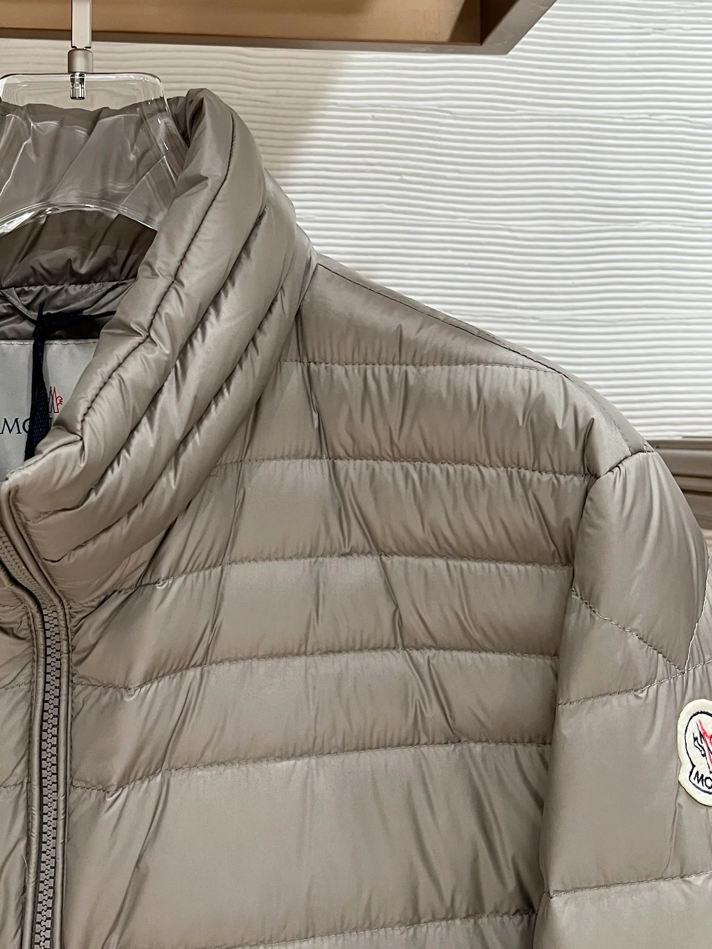 Men's Jackets And Down Jackets MONCLER 18510160