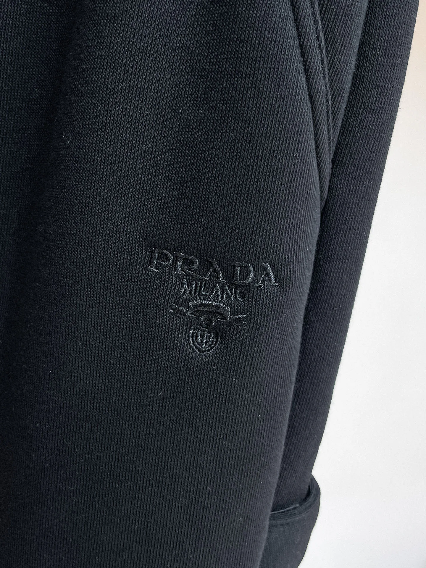 Men's Trousers PRADA 18499566