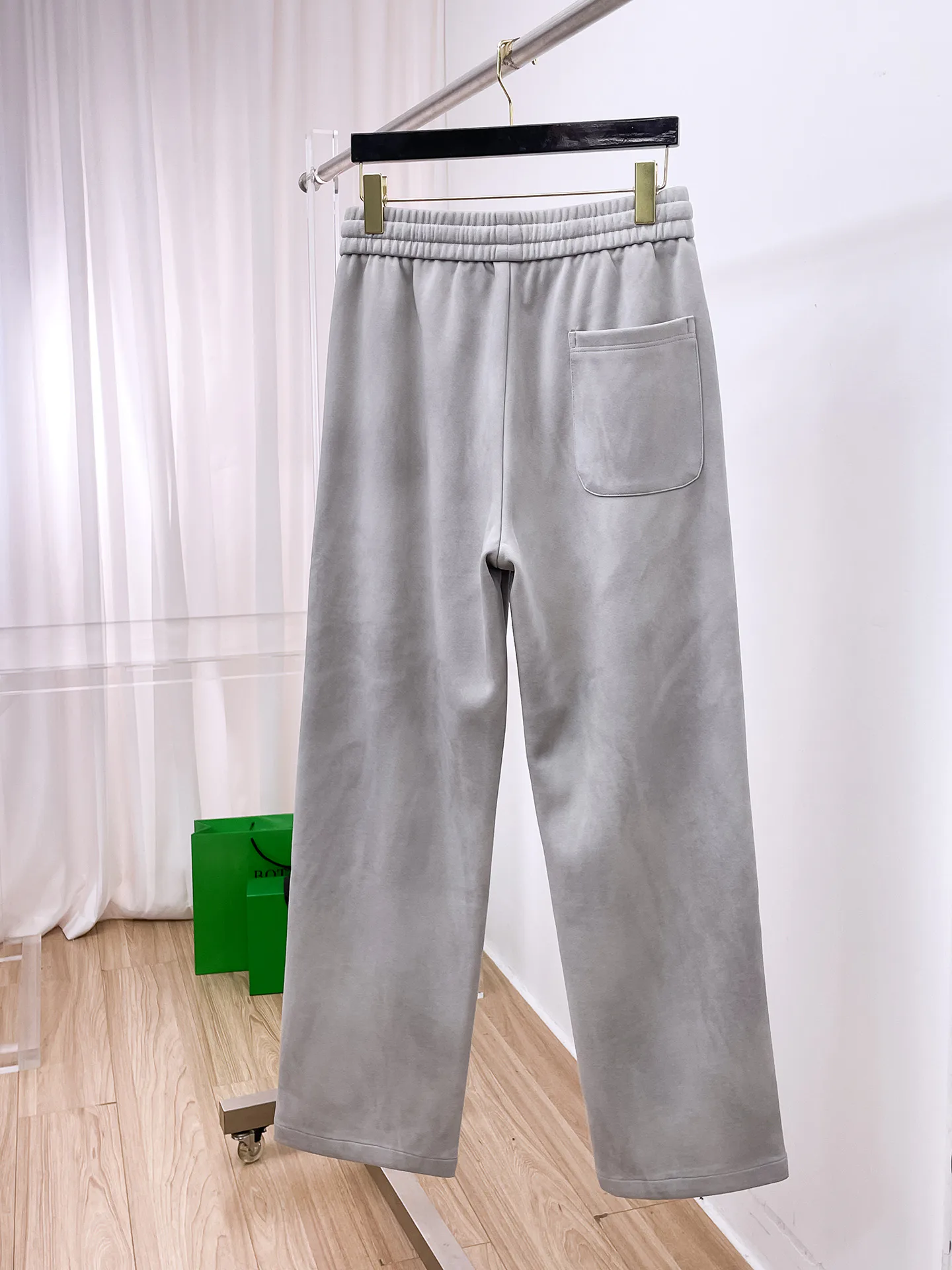 Men's Trousers LOEWE 18399401