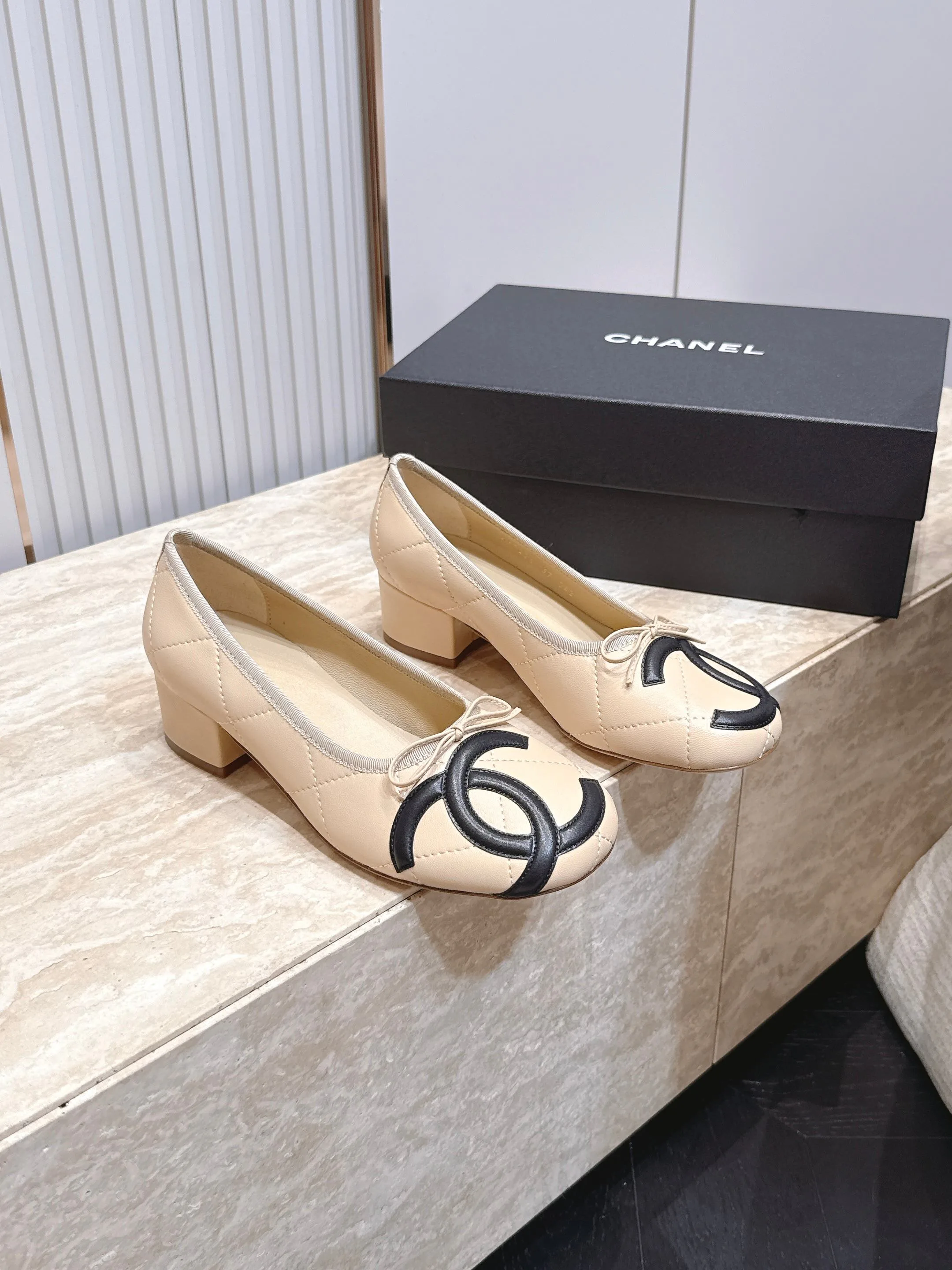 Women's Heels CHANEL 18025875