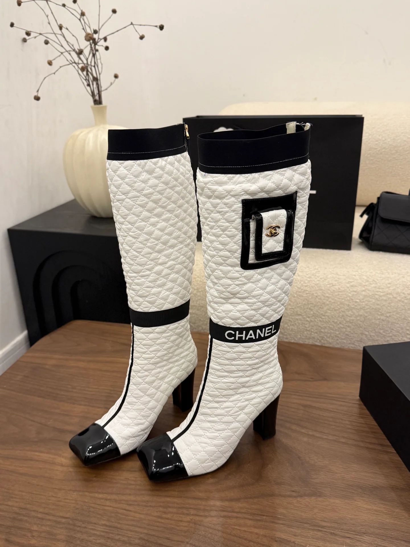 Women's Boots CHANEL 19583597
