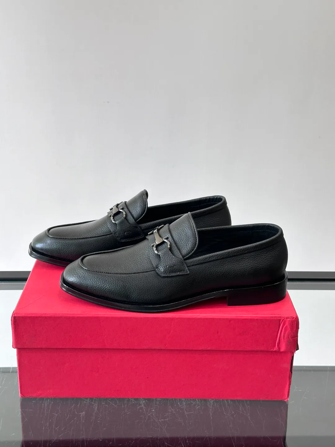 Men's Loafers And Dress Shoes SALVATORE FERRAGAMO 17514638