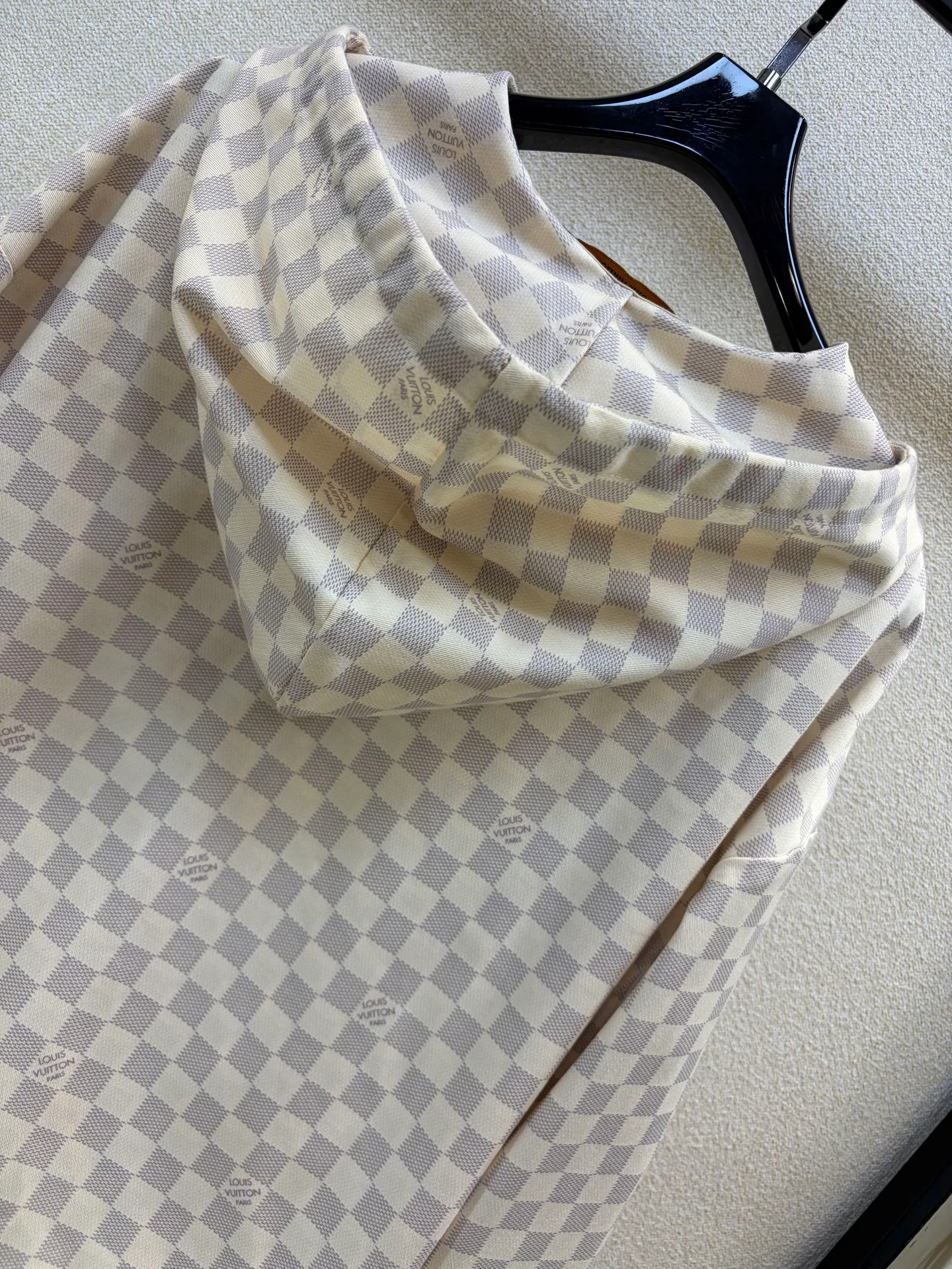 Women's Jackets And Down Jackets LOUIS VUITTON 18203403