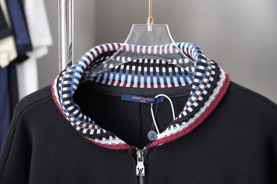Men's Jumpers And Sweaters LOUIS VUITTON 18368995