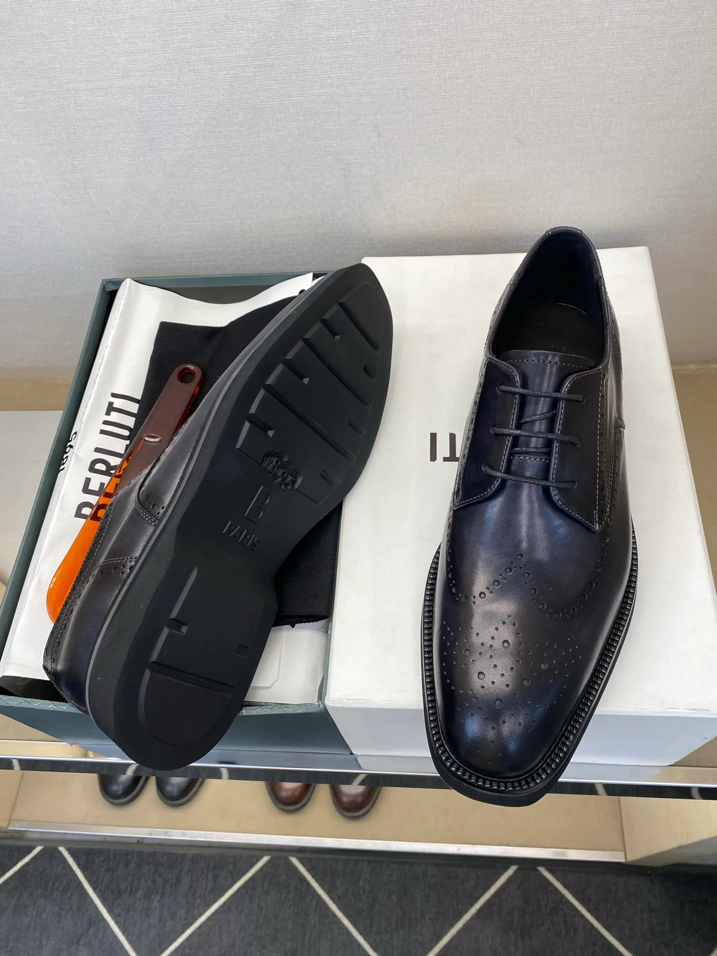 Men's Loafers And Dress Shoes BERLUTI 17971843
