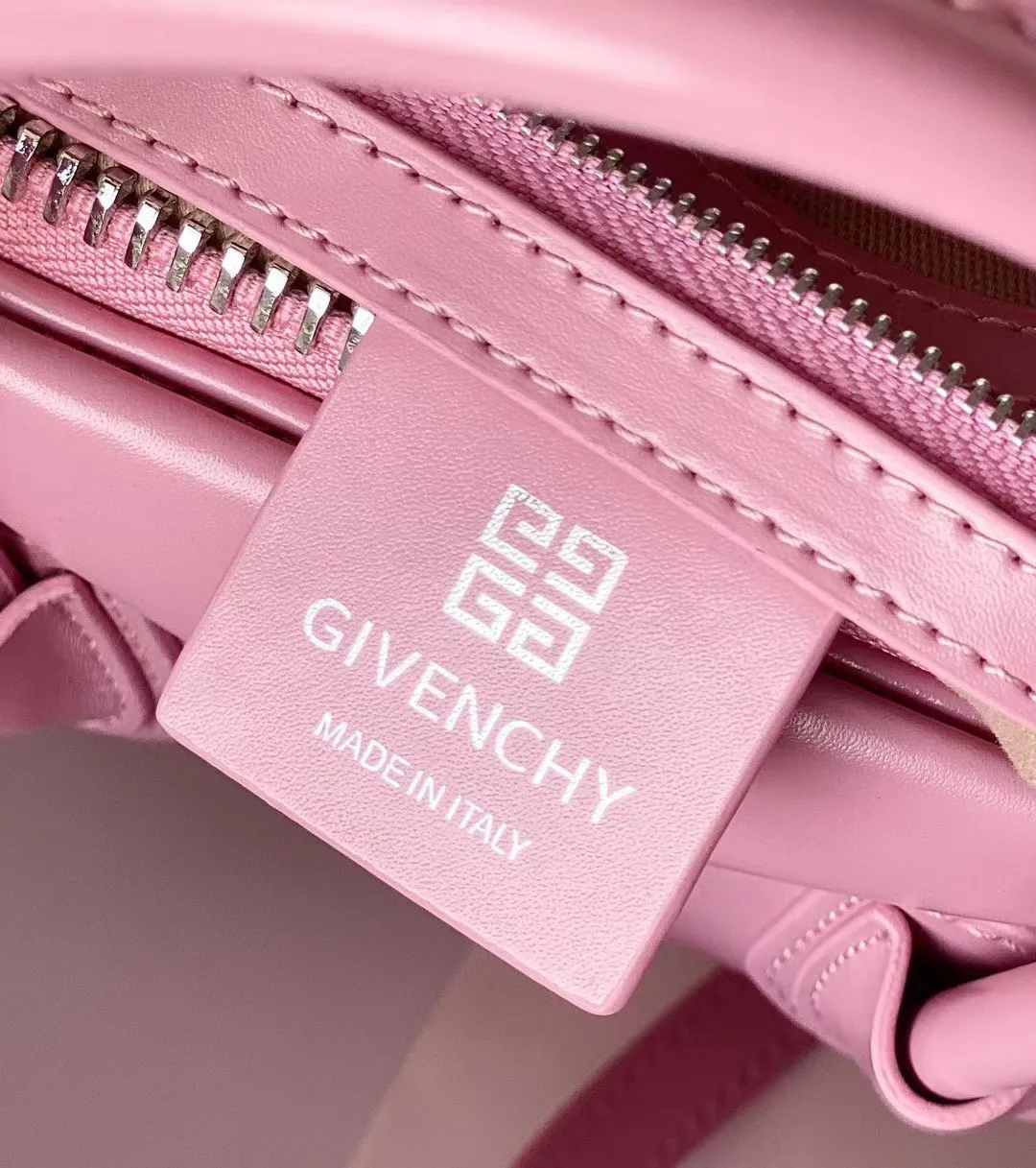 Women's Classic Handbags GIVENCHY 18452634