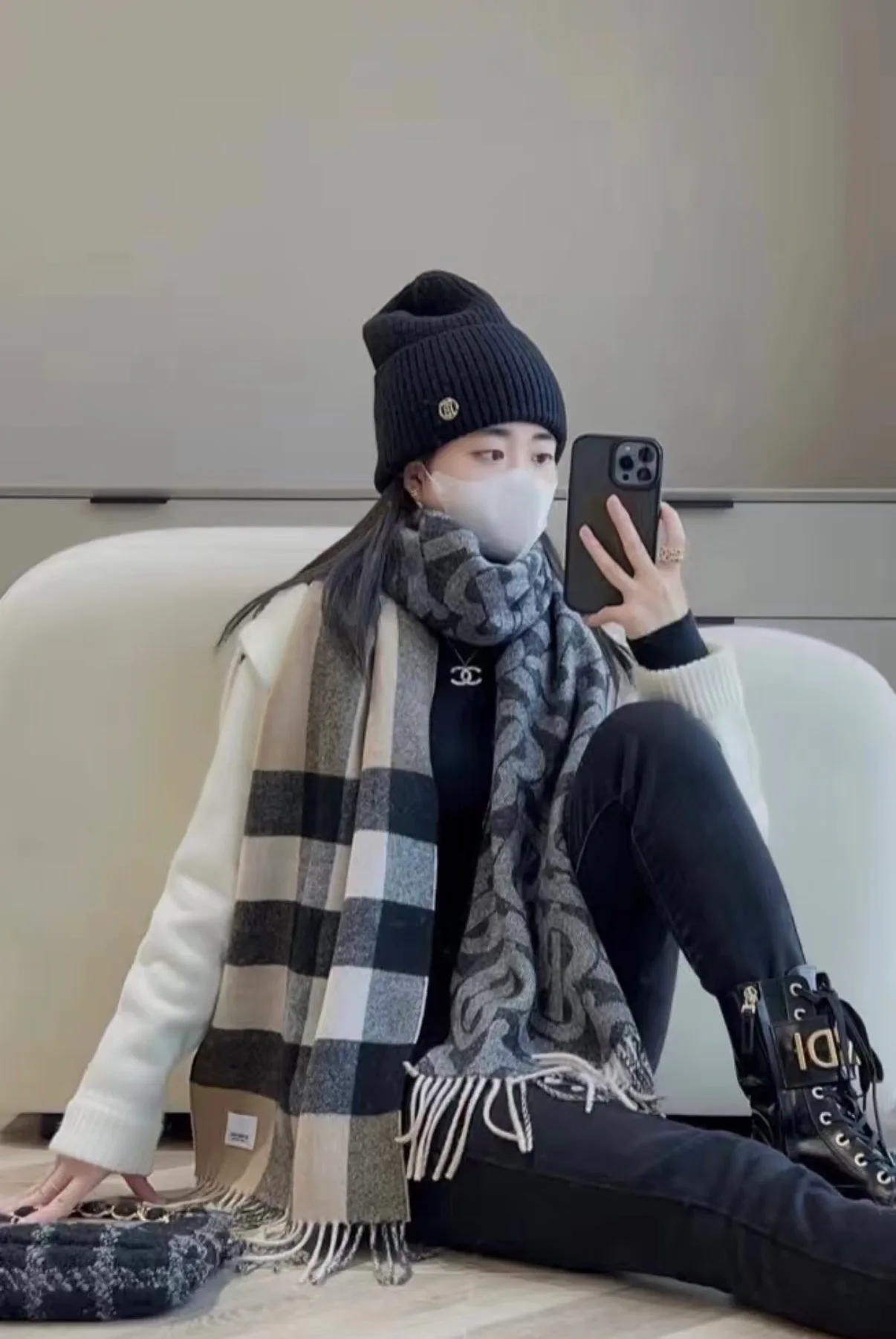 Scarves BURBERRY 18002693